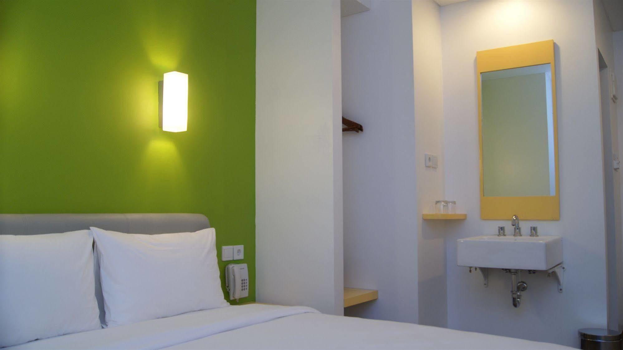 Amaris Hotel Mangga Besar Джакарта Екстер'єр фото
